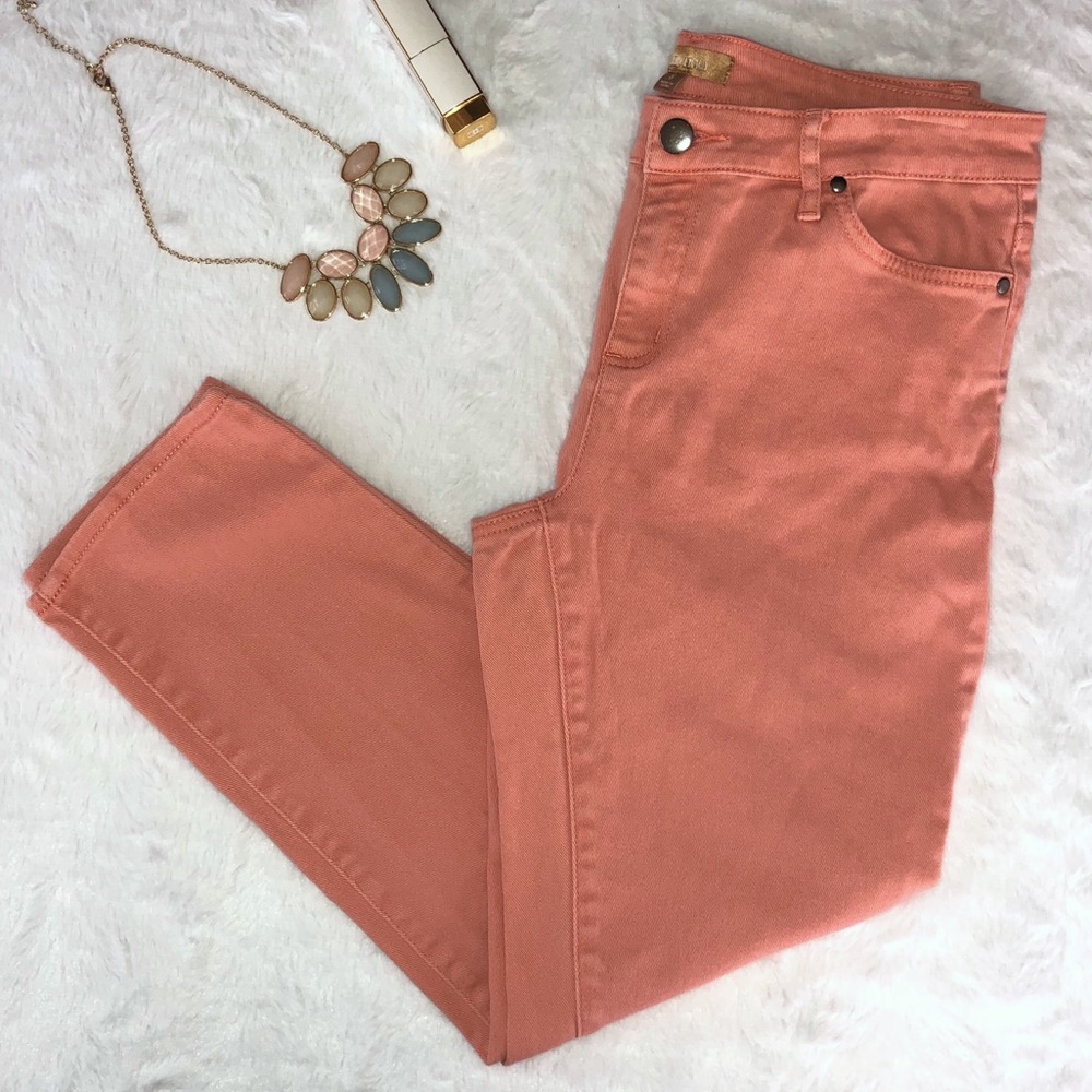 Ellen Tracy Light Salmon Color Jeans